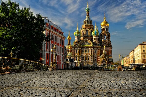 The Savior on Blood in St. Petersburg is a symbol of the cultural capital