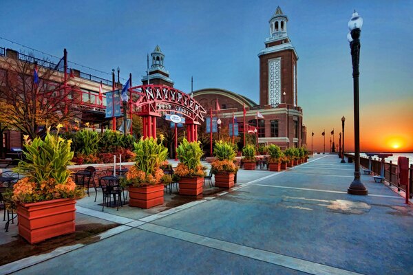 Sunrise on the long boardwalk in Chicago