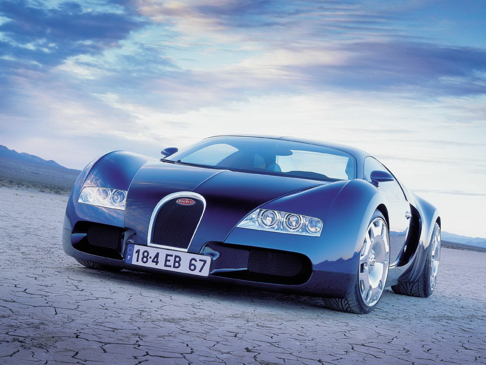 auto désert bugatti bleu