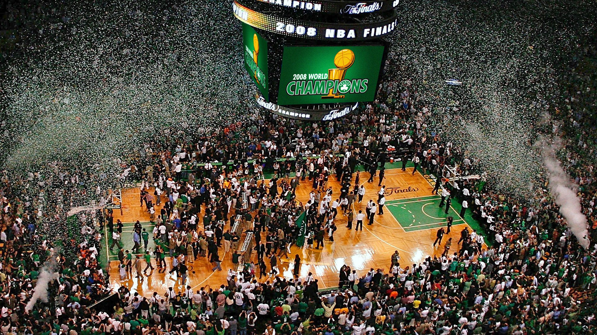 nba-finale volle halle basketball halle konfetti zuschauer fans spiel sport draufsicht