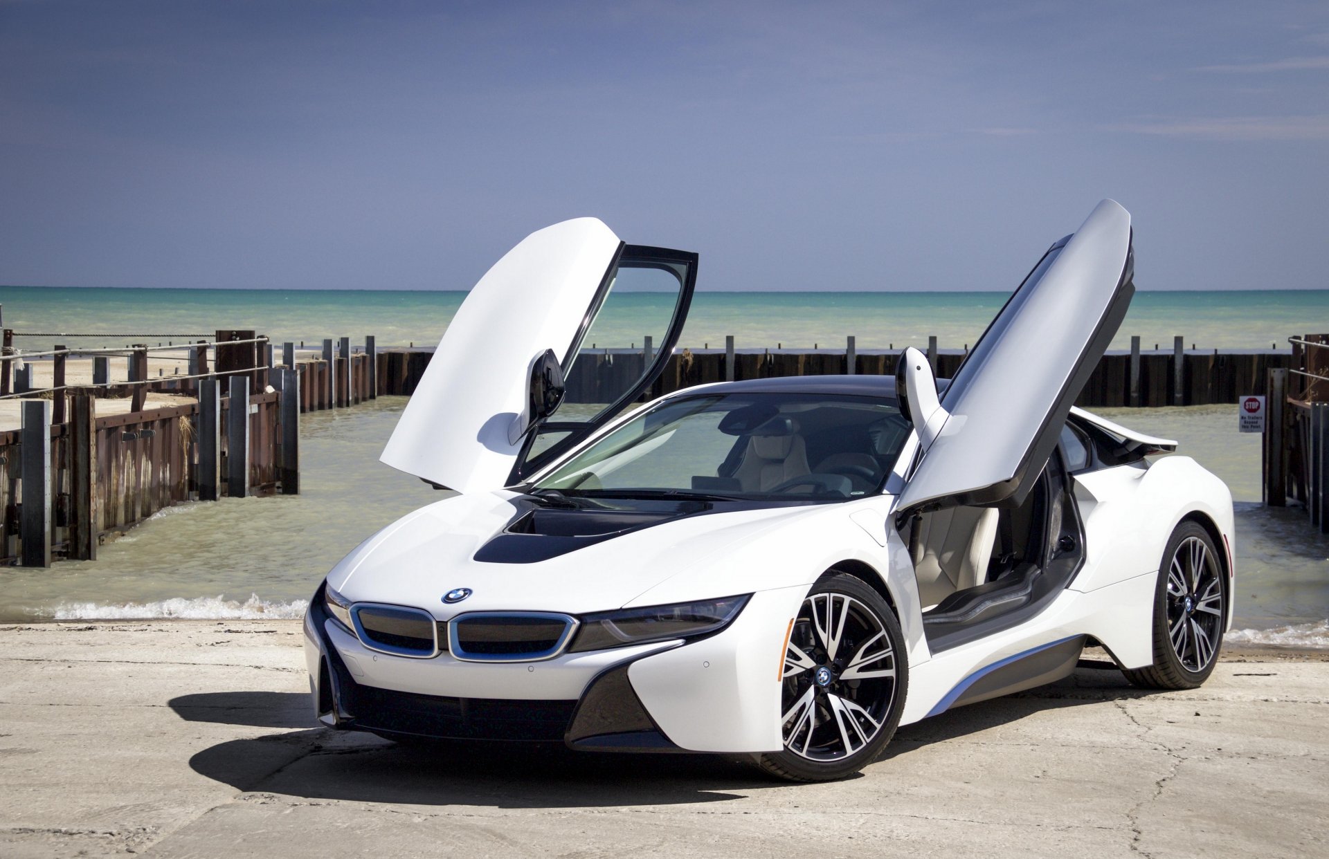 bmw i8 coche deportivo coche deportivo coupé muelle mar