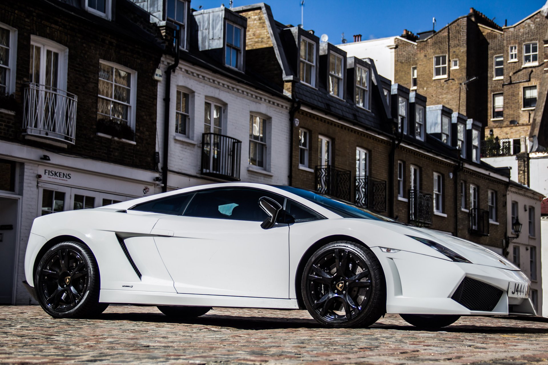 lamborghini gallardo lp560-4 blanc bâtiment ciel lamborghini