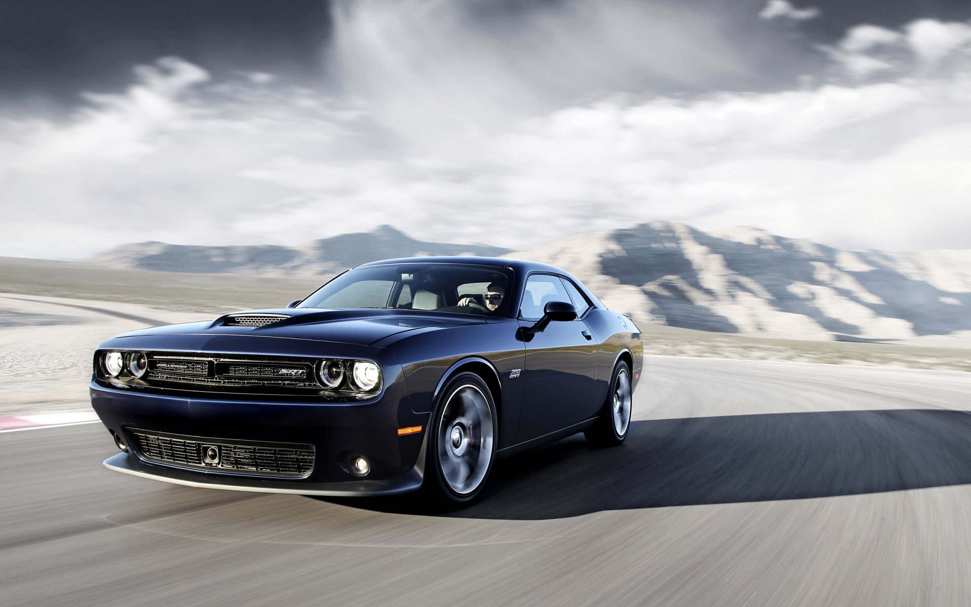 2015 г. увернуться challenger сто hellcat