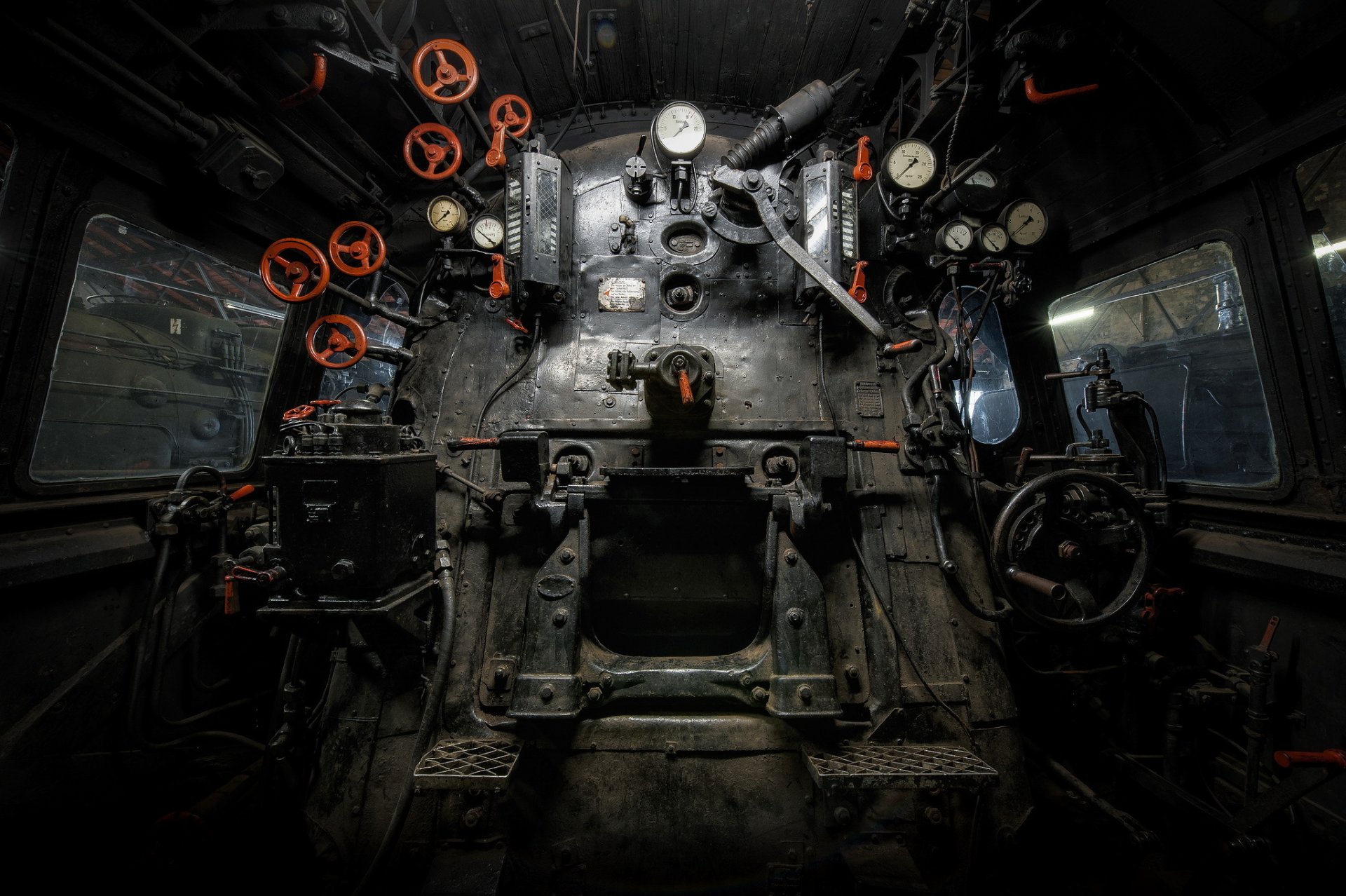 treni cimitero abbandonato antico