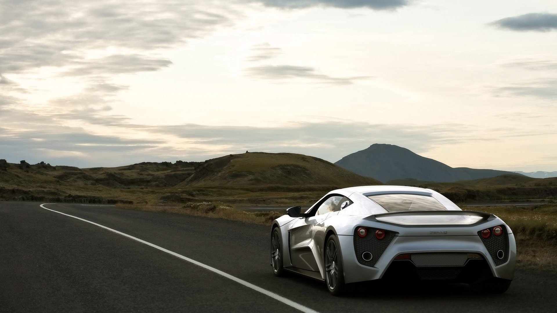 argento zenvo st1 strada zenvo argento