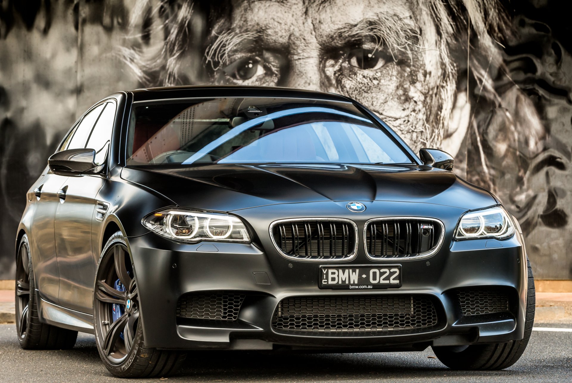 2015 г. bmw m5 седан f10 бмв черный