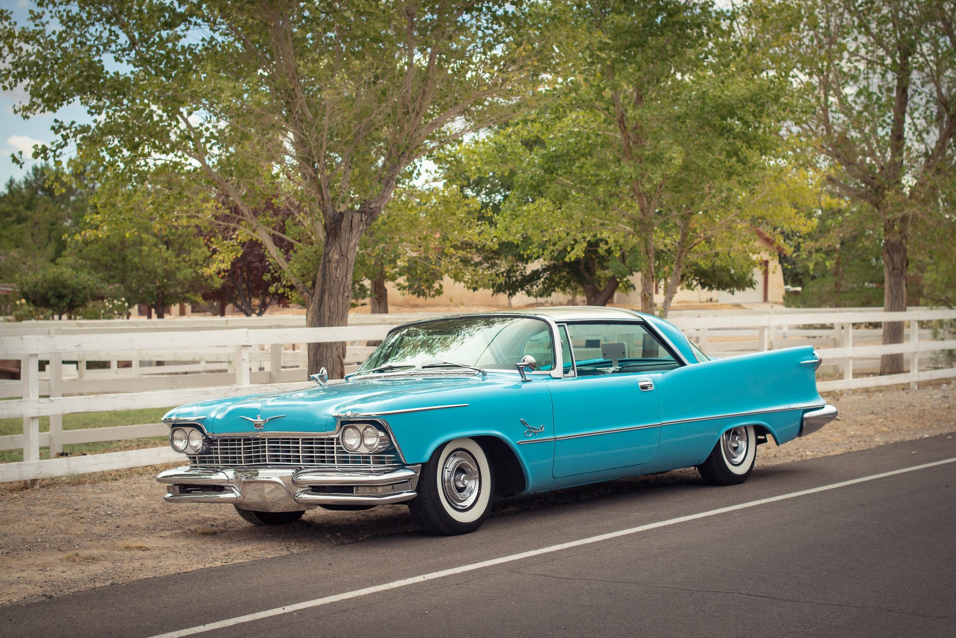 1957 chrysler impérial classique rétro avant