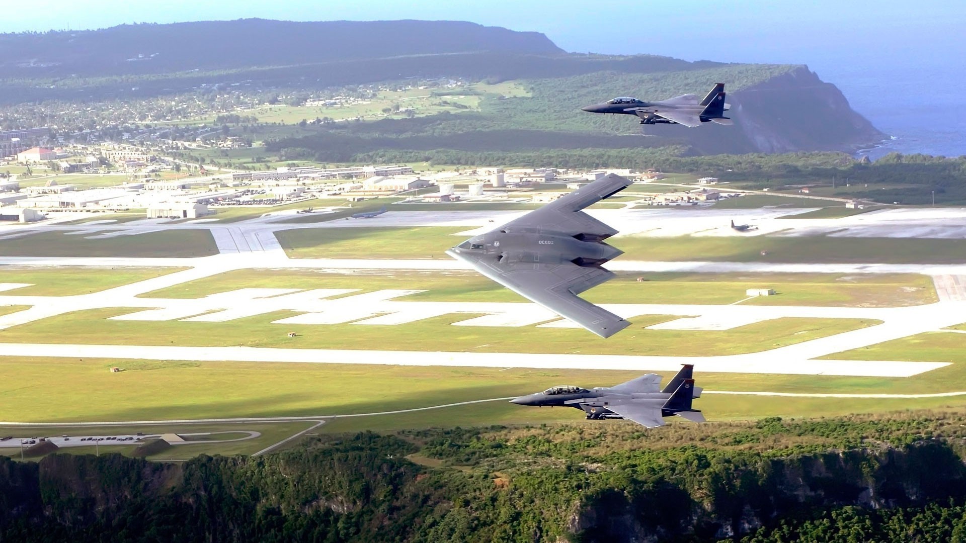 military f-15 plane