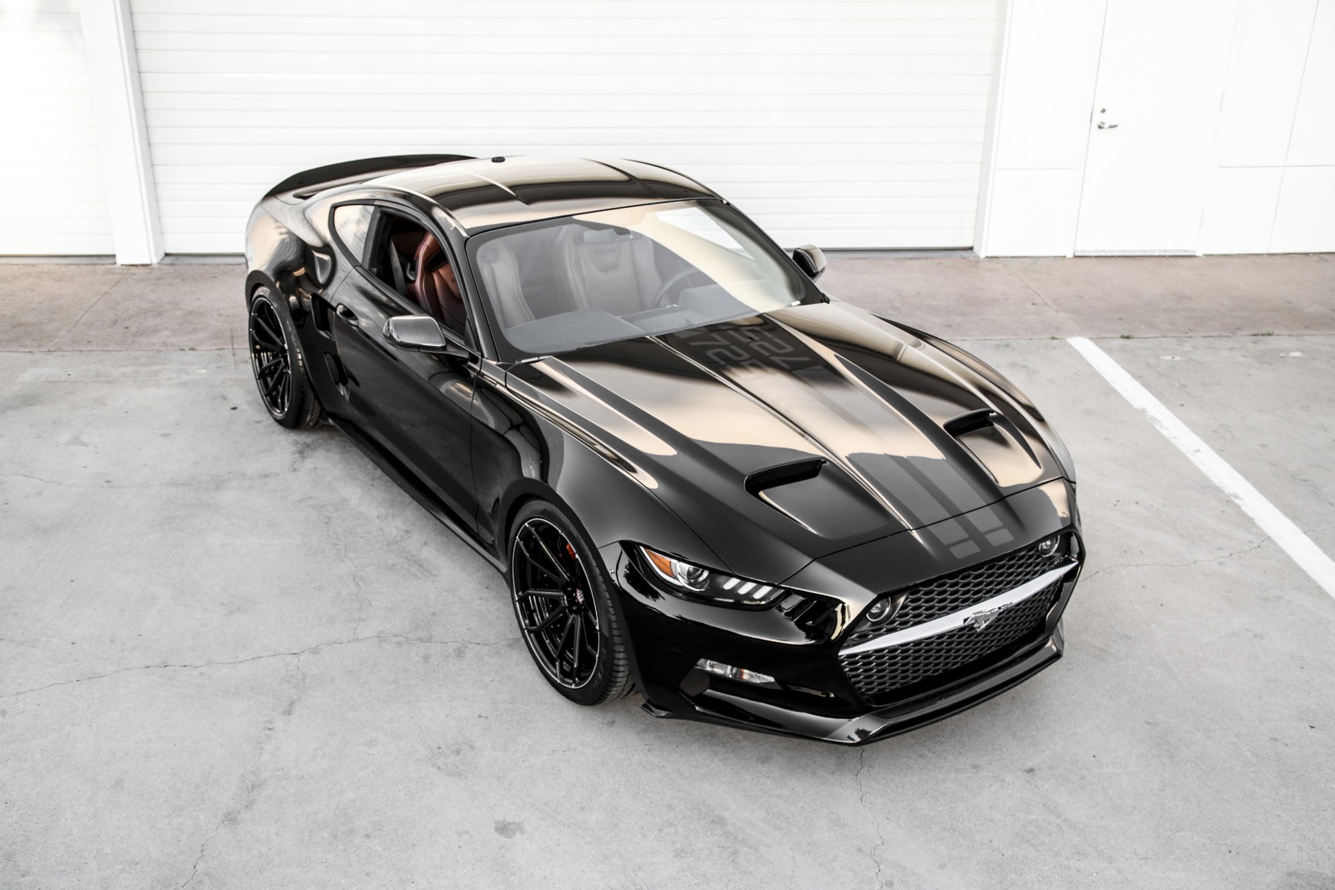 ford mustang razzo nero gas fisker