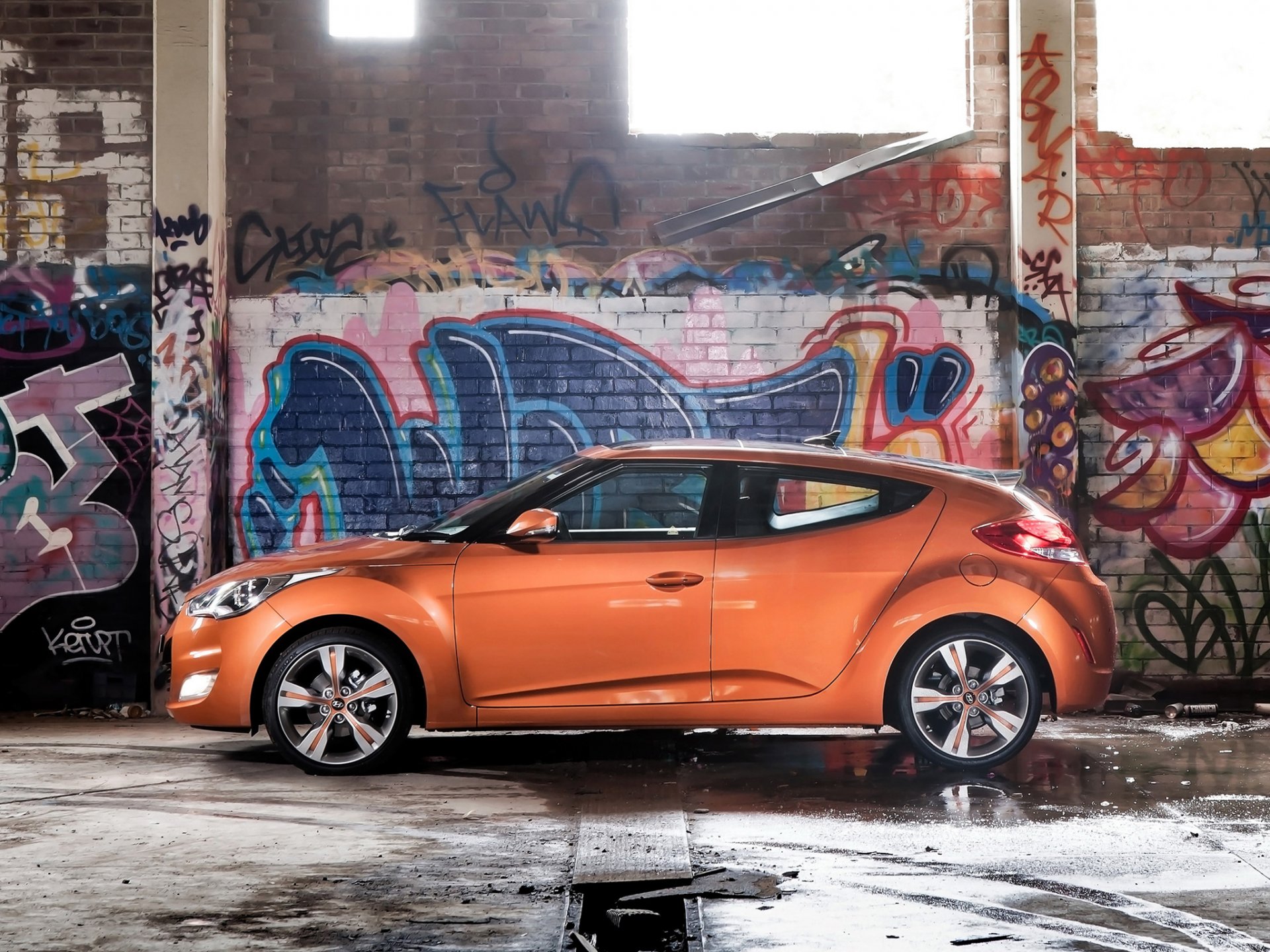 hyundai veloster auto vista laterale