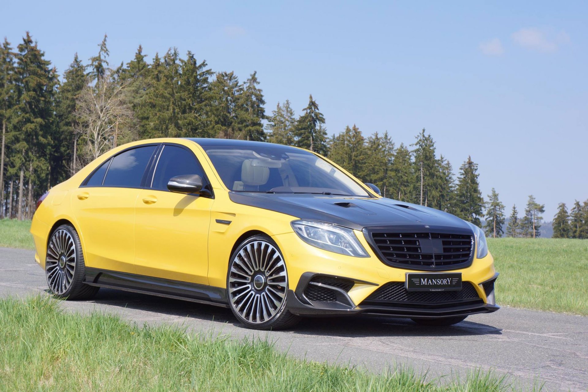 mansory mercedes s63 amg giallo di carbonio