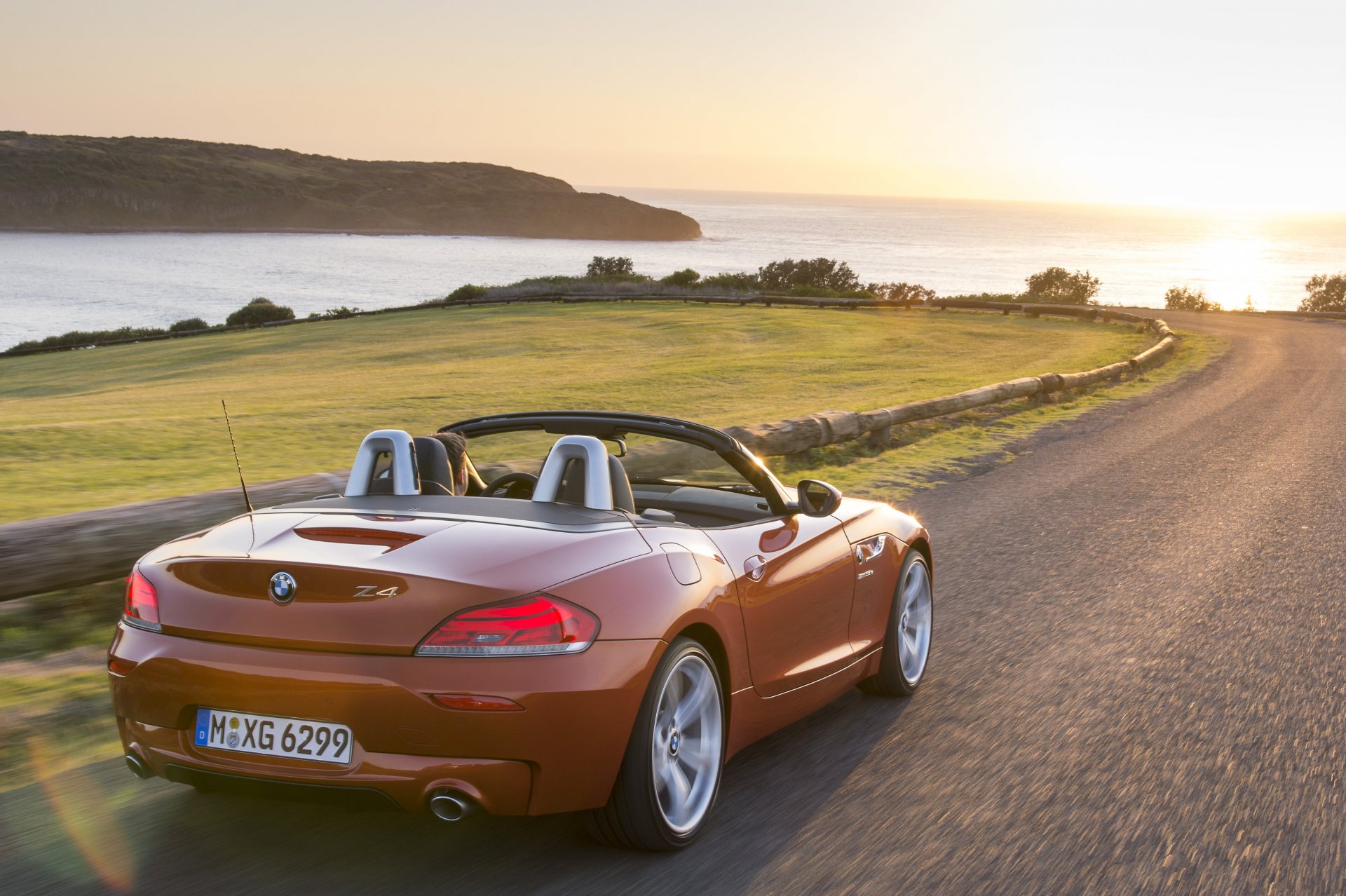 bmw boomer z4 roadster 2014 sport auto rot straße rot maschinen meer sonne landschaft bmw ohne dach schön auto sportwagen sonnenuntergang auto hd schubkarren