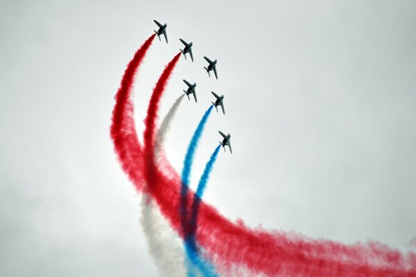 Drapeau de la Russie, troupes d aviation, défilés d avions, qatar airways