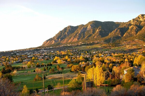 A small village at the foot of the mountain