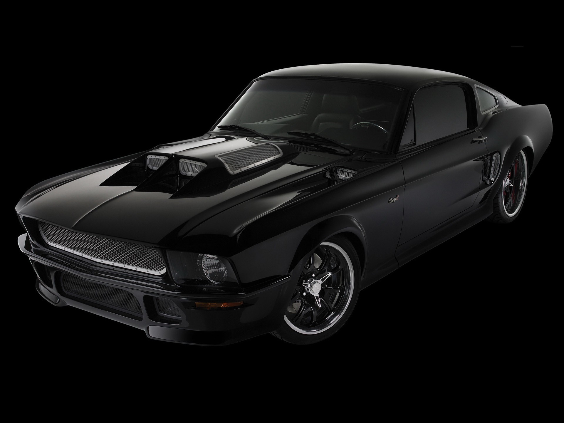 auto negro mustang