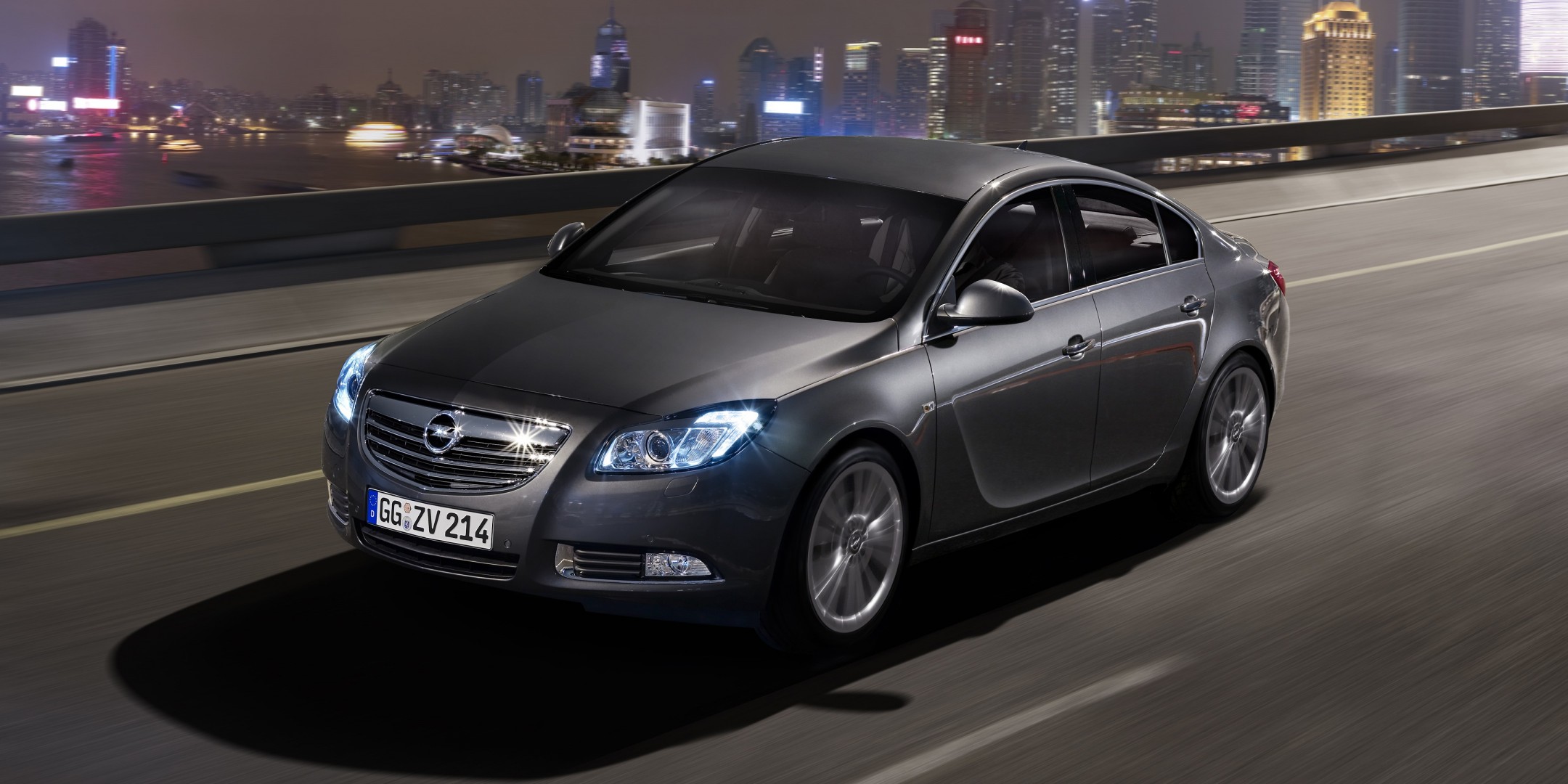 opel insignia night