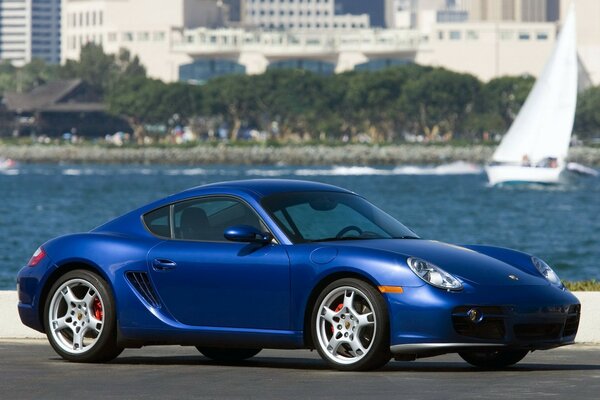 Porsche is a German car manufacturer with an engine volume of 2.7 liters