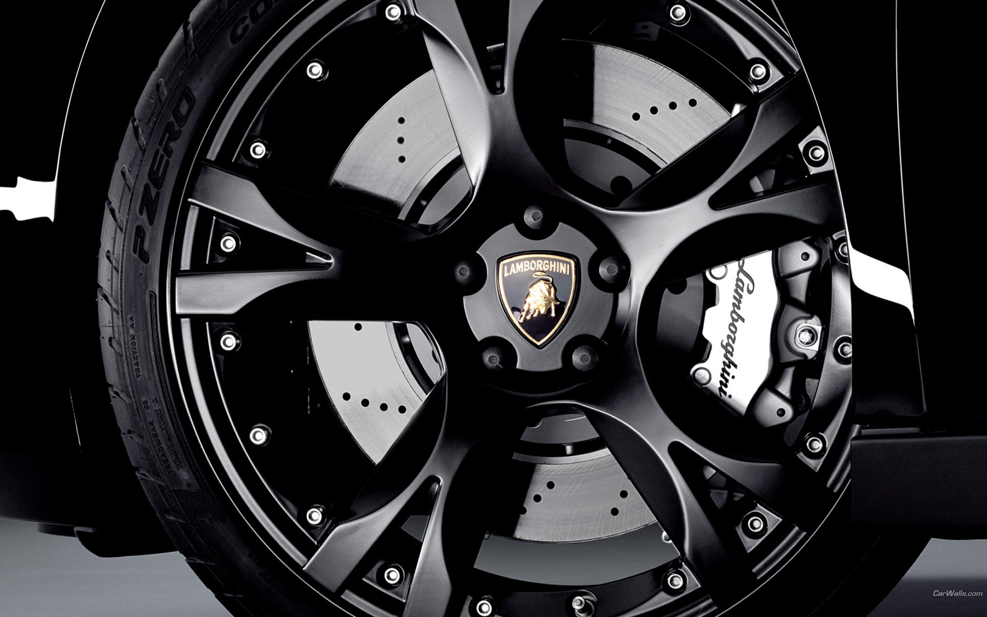 lamborghini wheel black