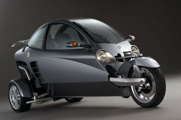 Voiture hybride et moto photo