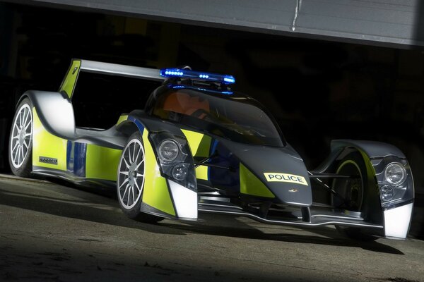 Coche de carreras de la policía para la fórmula 1