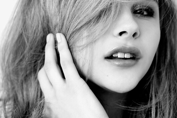 Portret aktorki Chloe Moretz