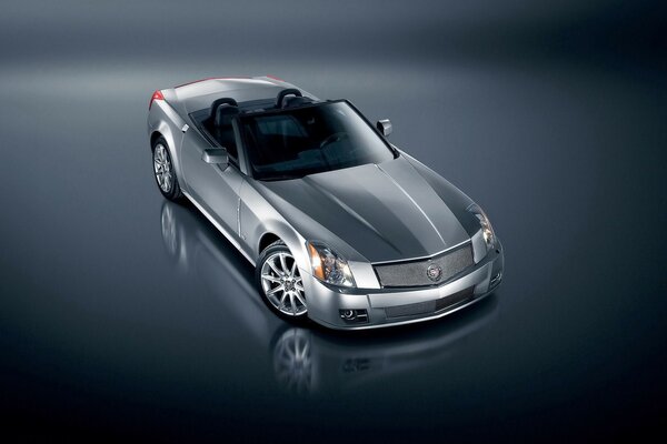 Silver Cadillac Xir concept