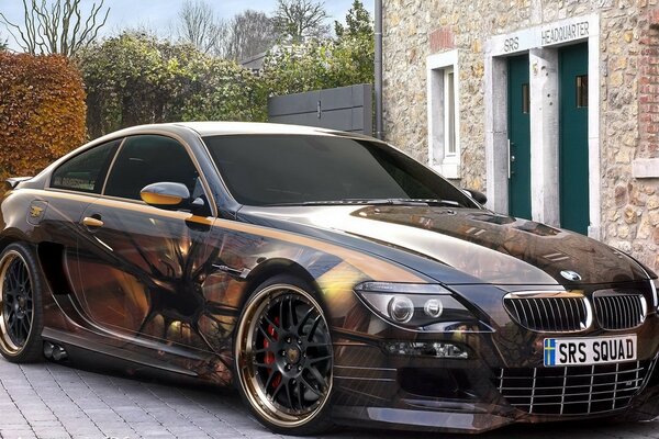 Airbrushing on a BMW is something... It s better to see it once