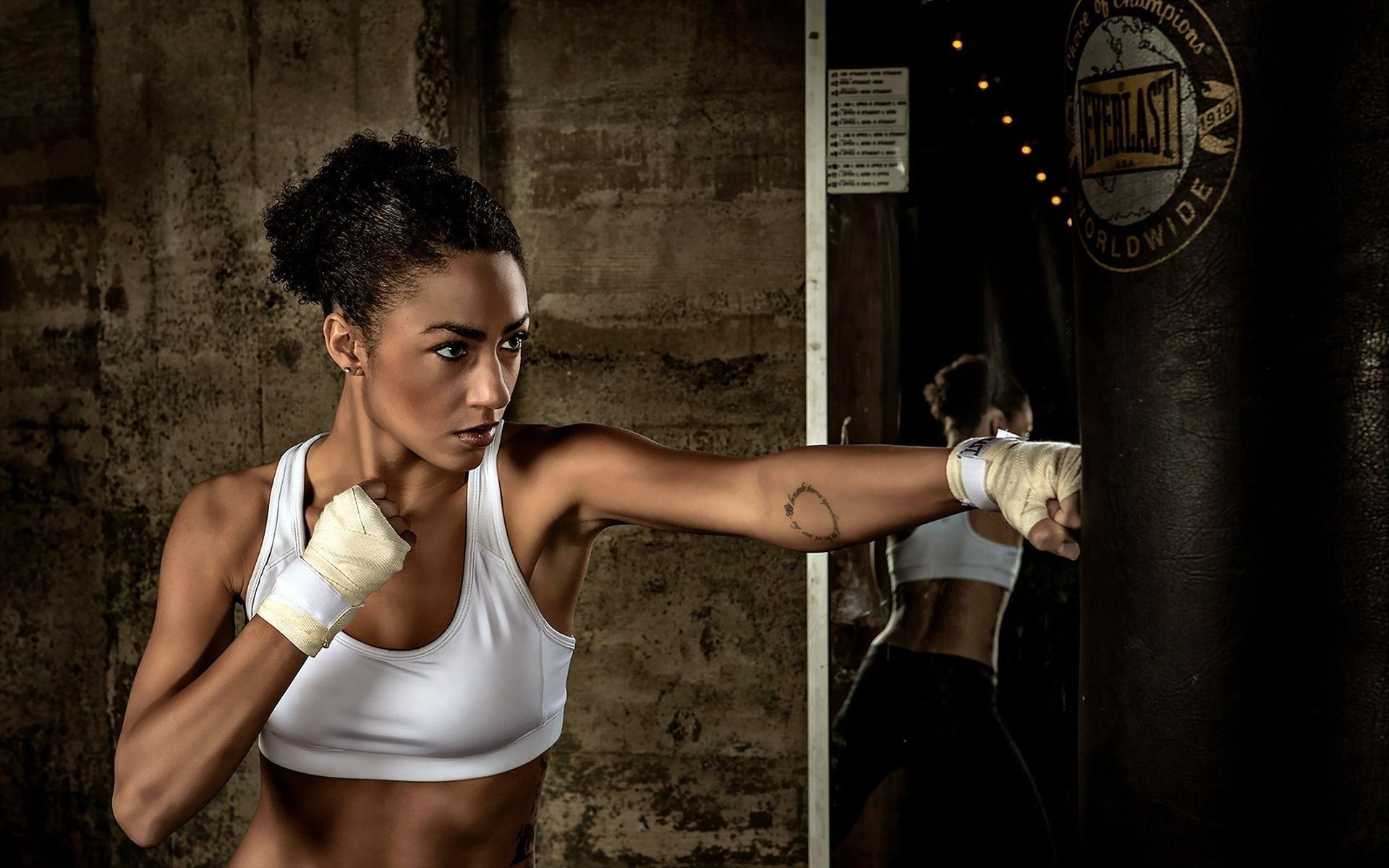 boxe fille sport exercice