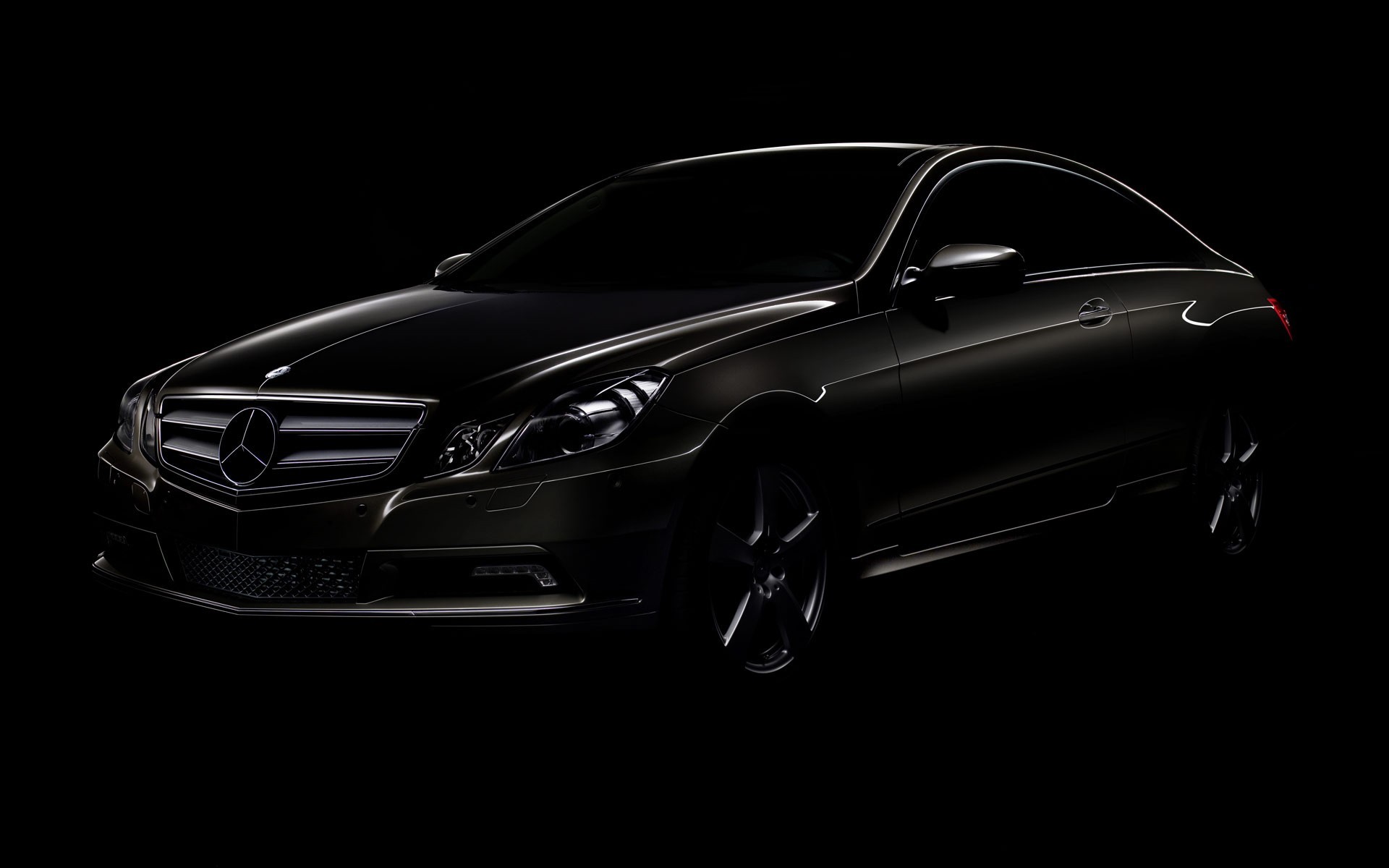 mercedes-benz classe e coupé nero