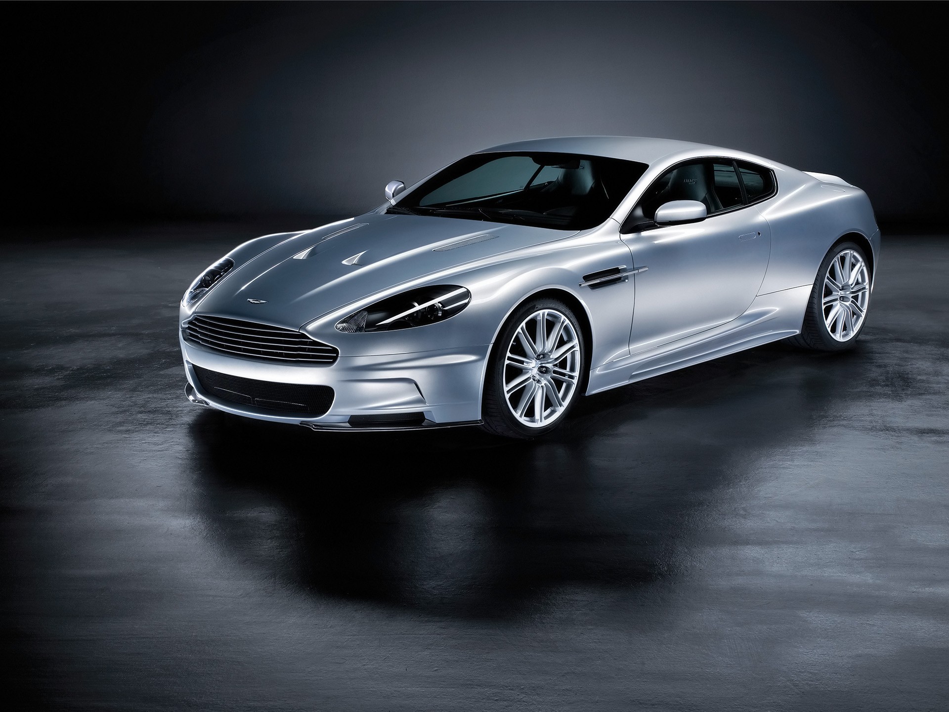 aston martin dbs silver