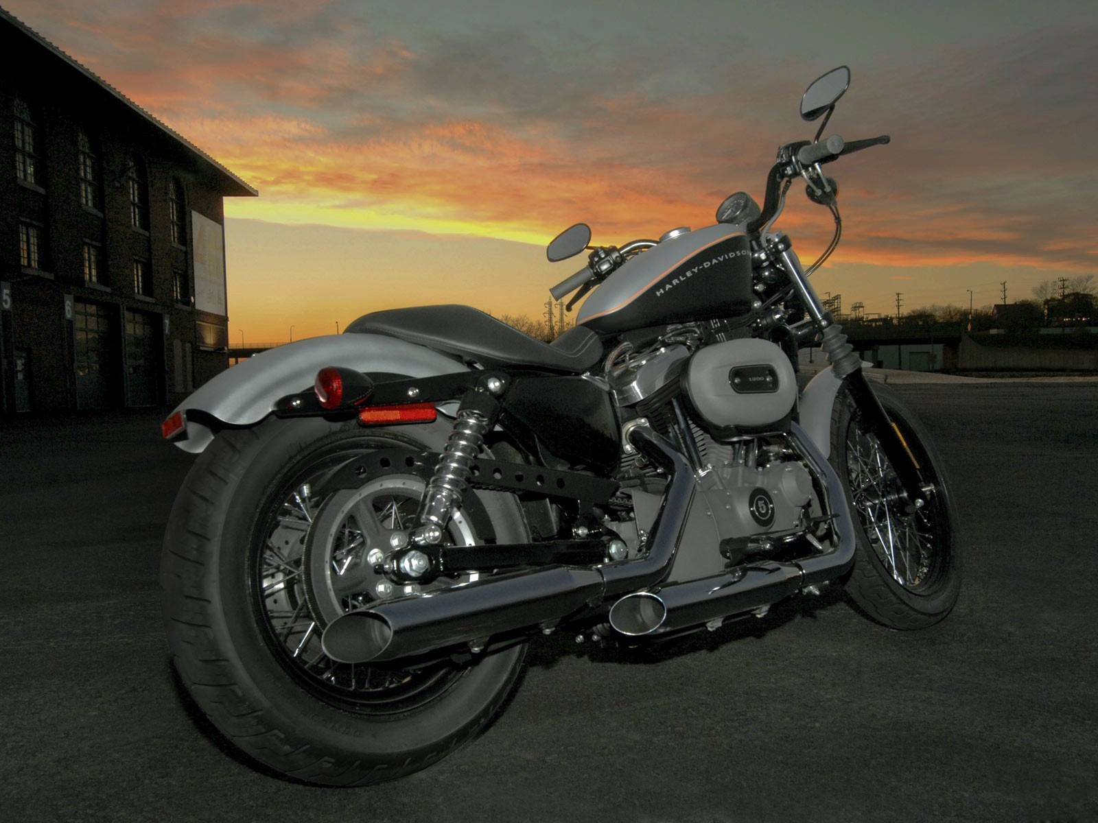 motocicleta puesta del sol cielo