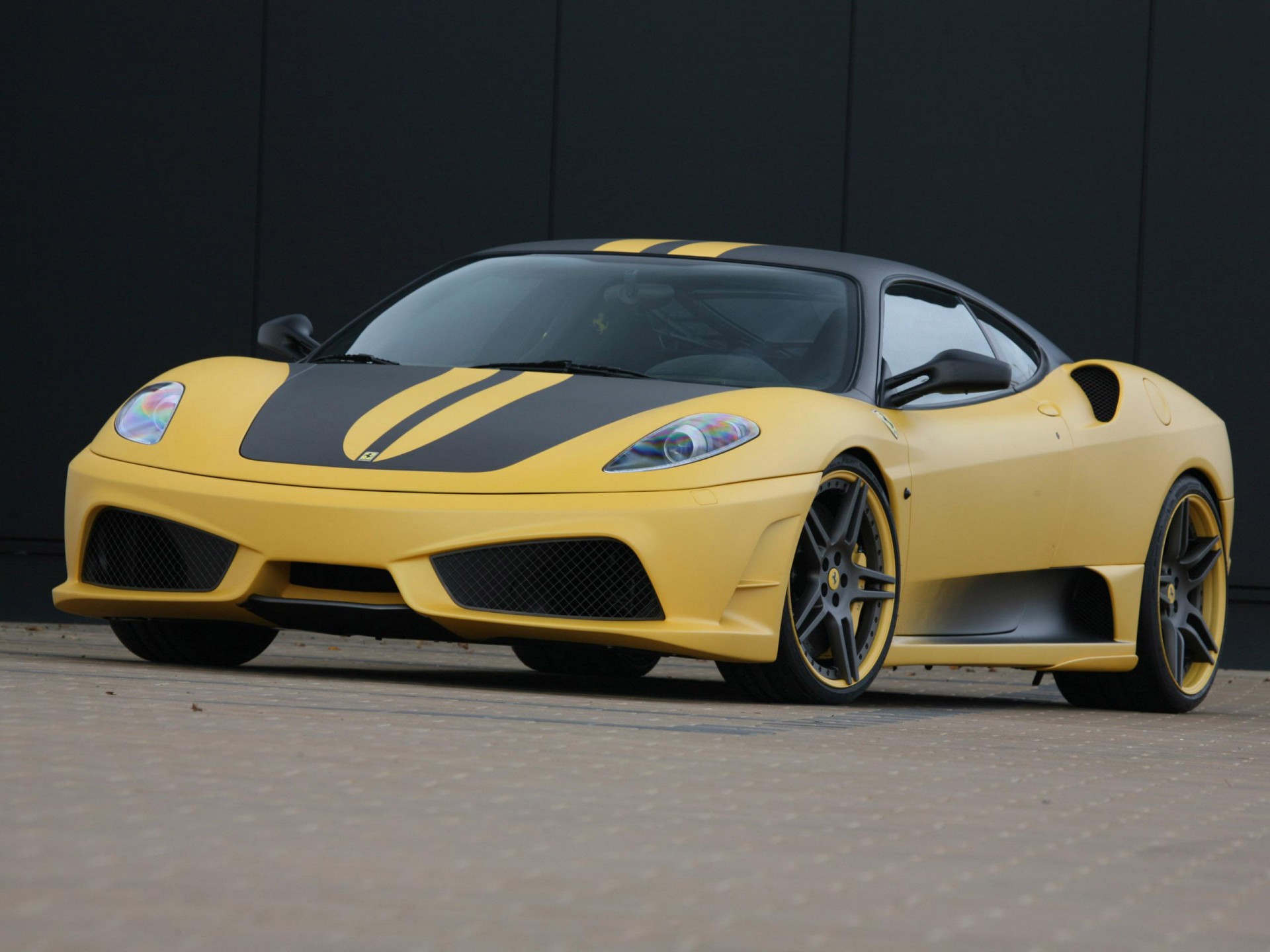 ferrari f430 scuderia 747 edición amarillo carretera coche