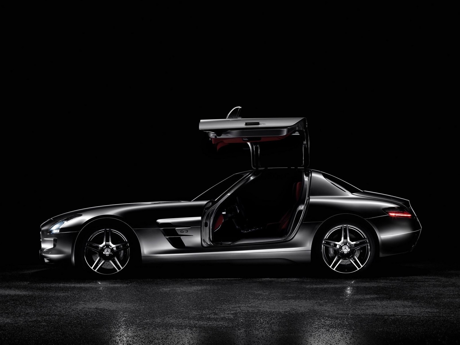 mercedes amg sls63 черный вид сбоку