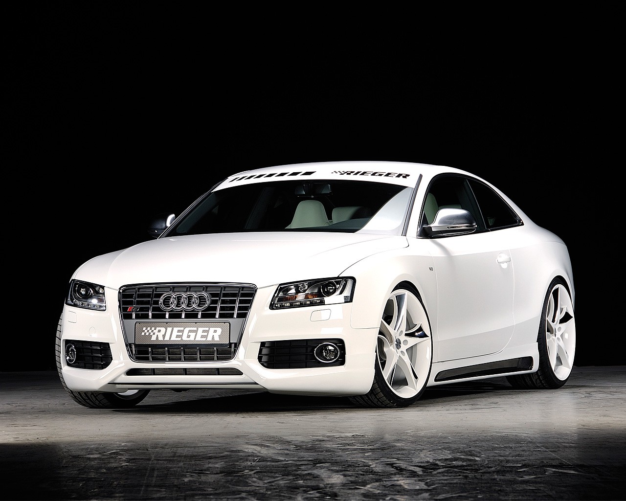 coches audi blanco