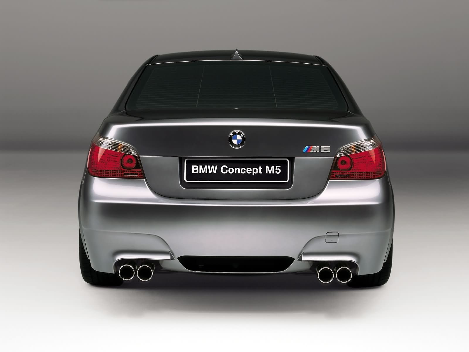 bmw m5 tronco tubos de escape