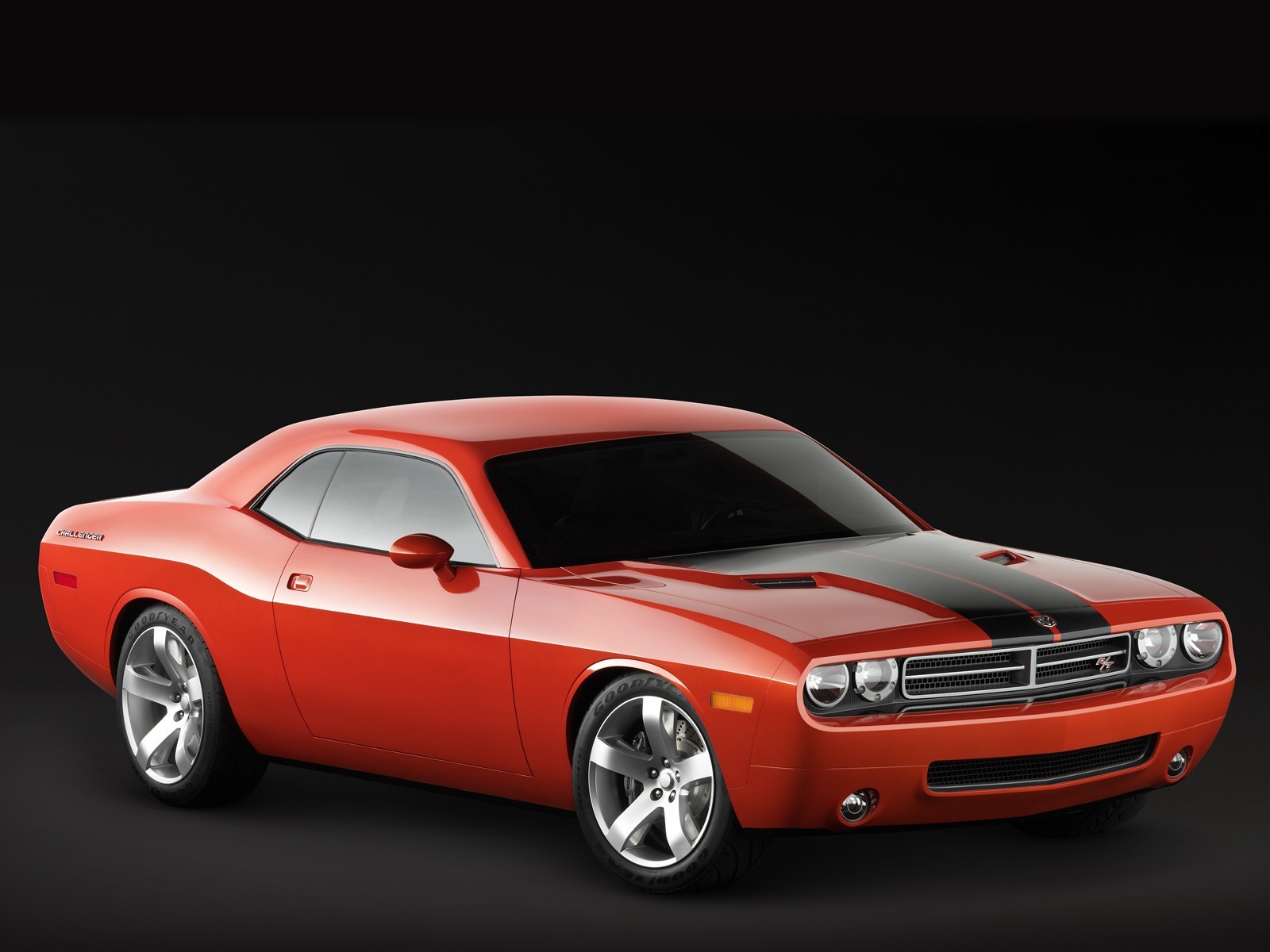 dodge challenger rosso lucido