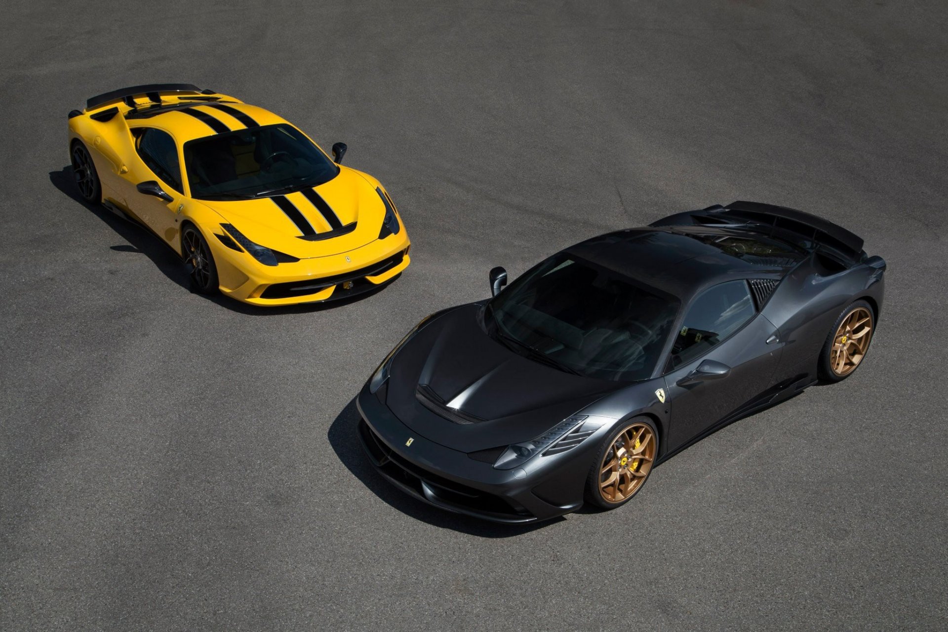 ferrari 458 speciale giallo grigio ferarri strisce nere