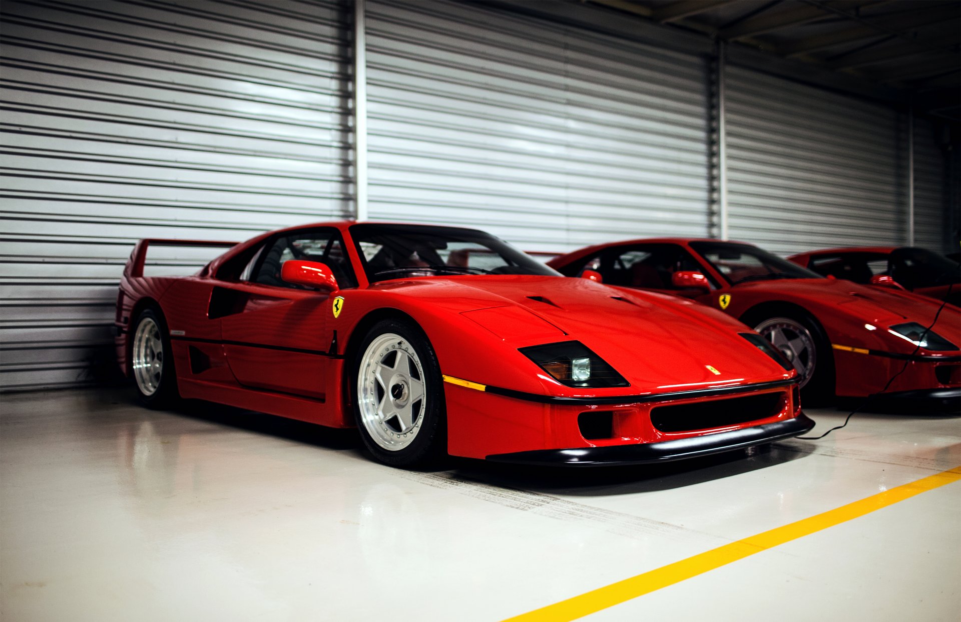 ferrari f40 rojo frente ferrari rojo superdeportivo