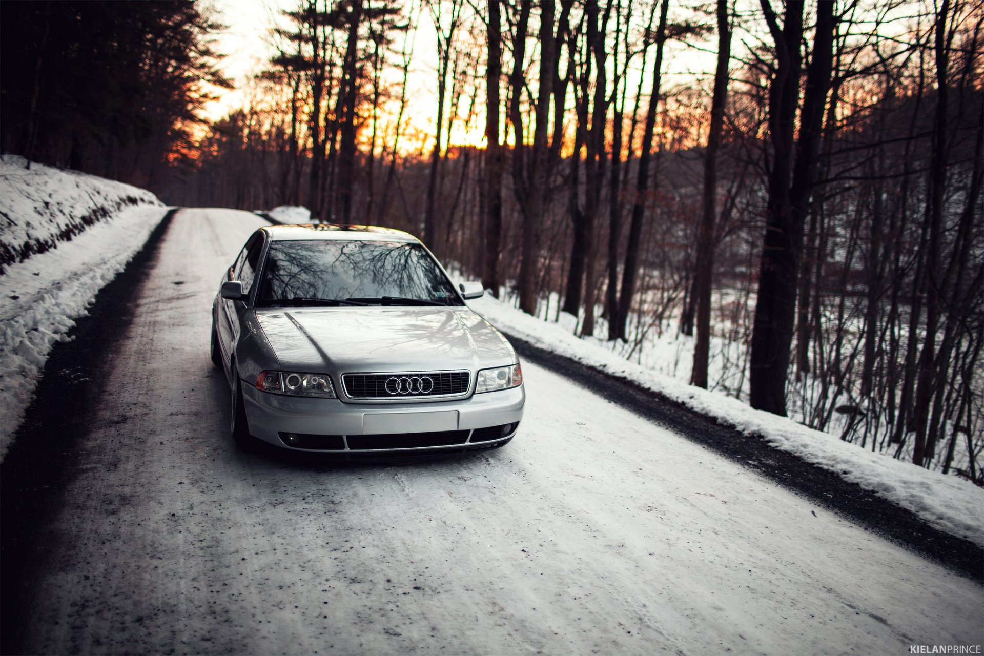 audi а4 позиция ауди снег догога лес закат