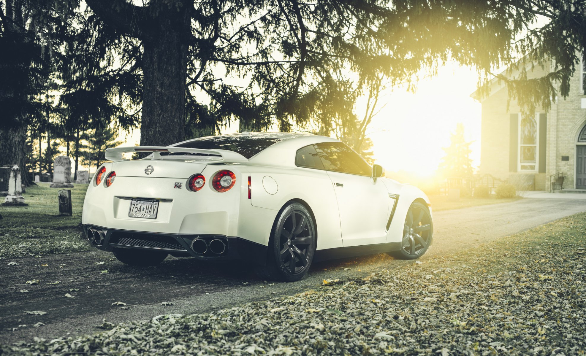 nissan gt-r white nissan sports car