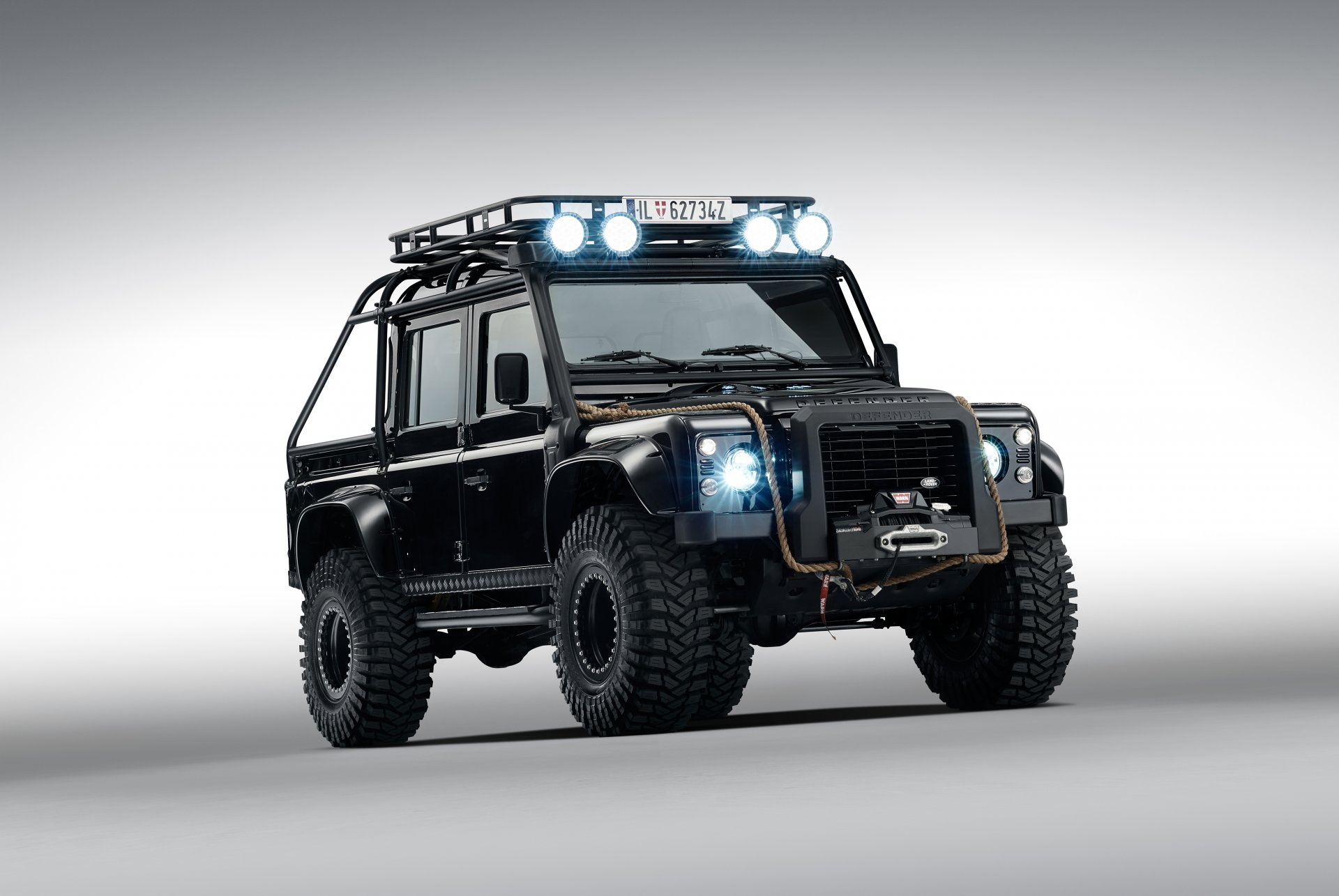 2015 land rover defender 110 007 spectre james bond land rover defender james bode