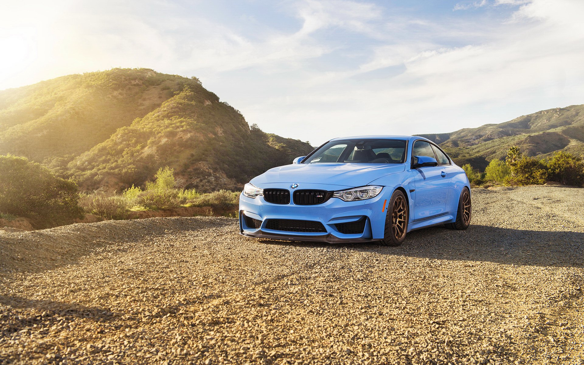 bmw m4 auto blau