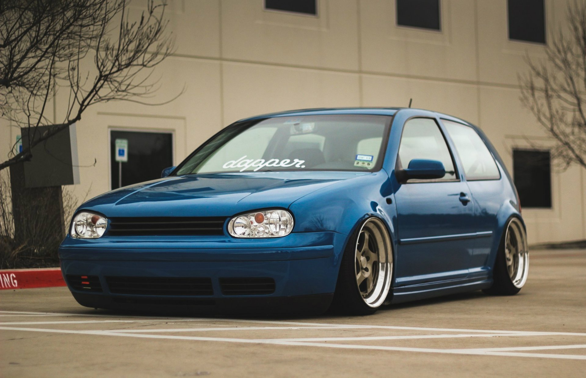 volkswagen vw golf bajo tuning posición alemania mk4 azul coupe