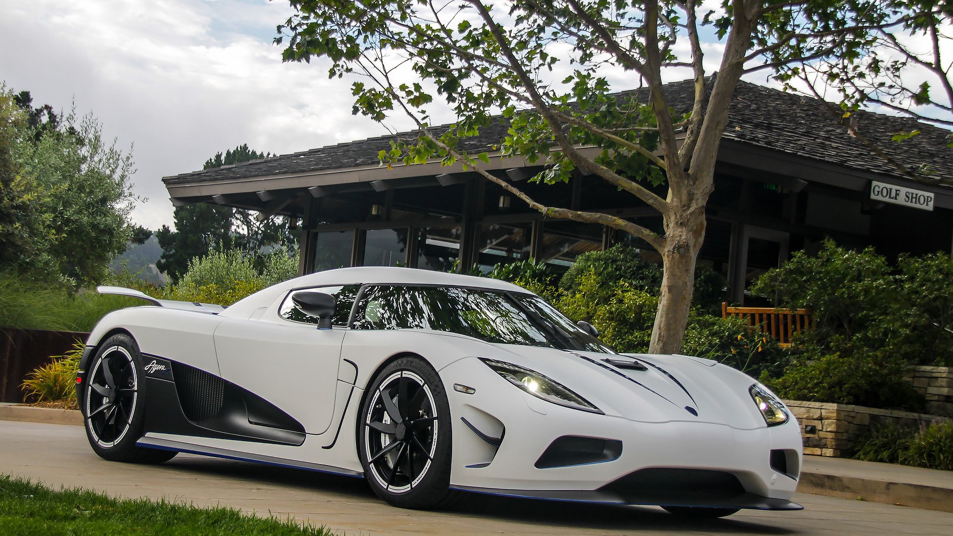 koenigsegg agera g blanc