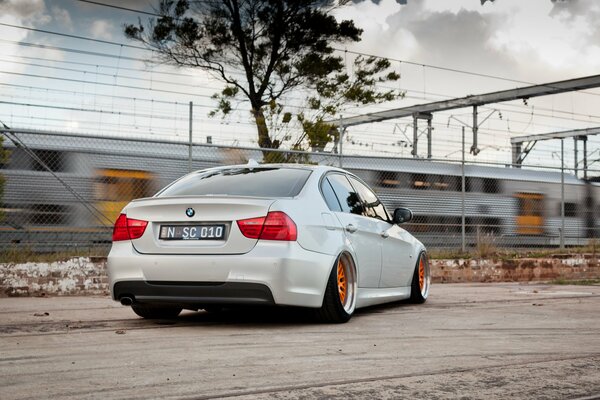 Jantes orange BMW d origine