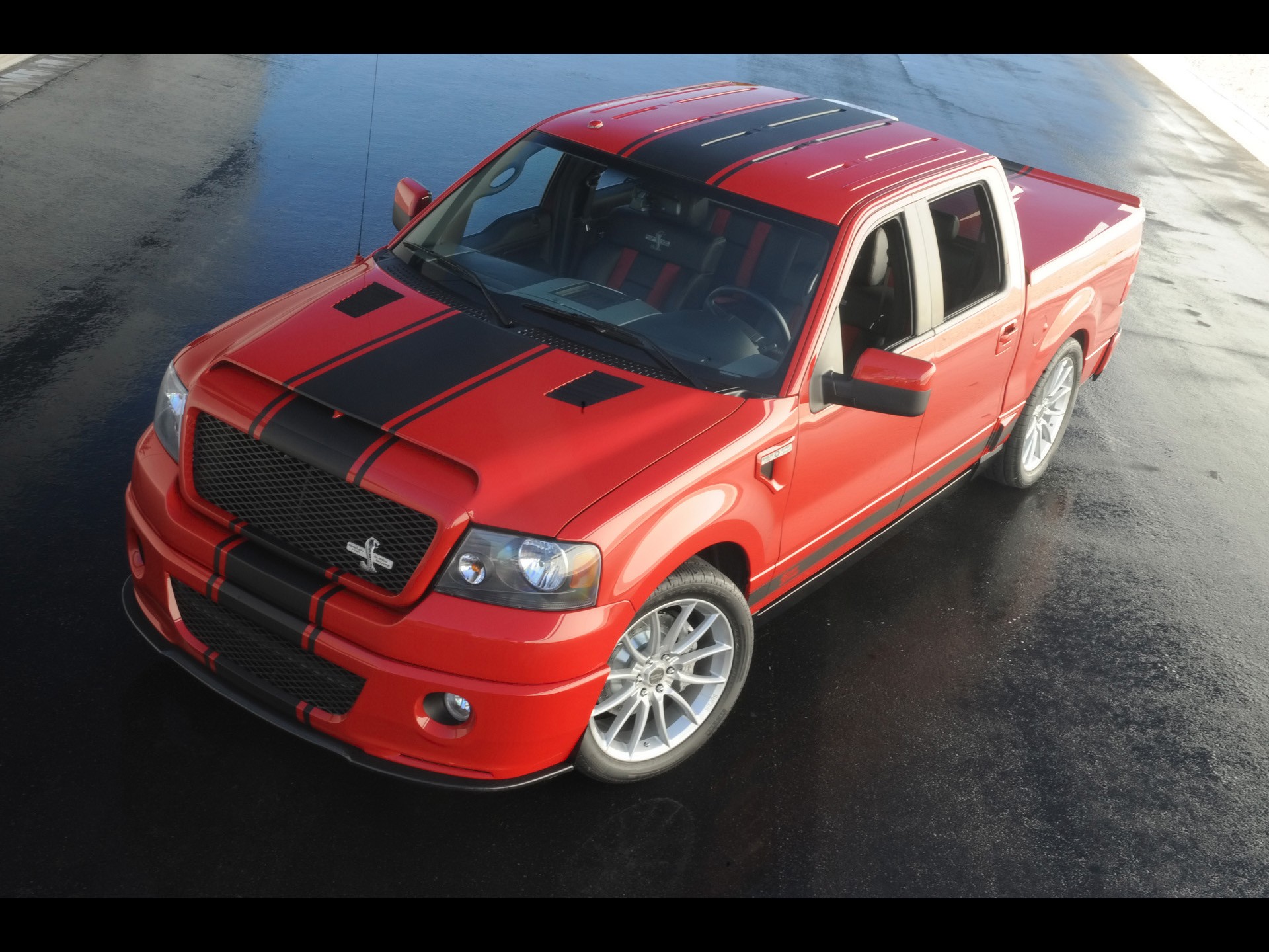 2010-shelby-super-snake-ford-f150 front angle-top 1920x1440