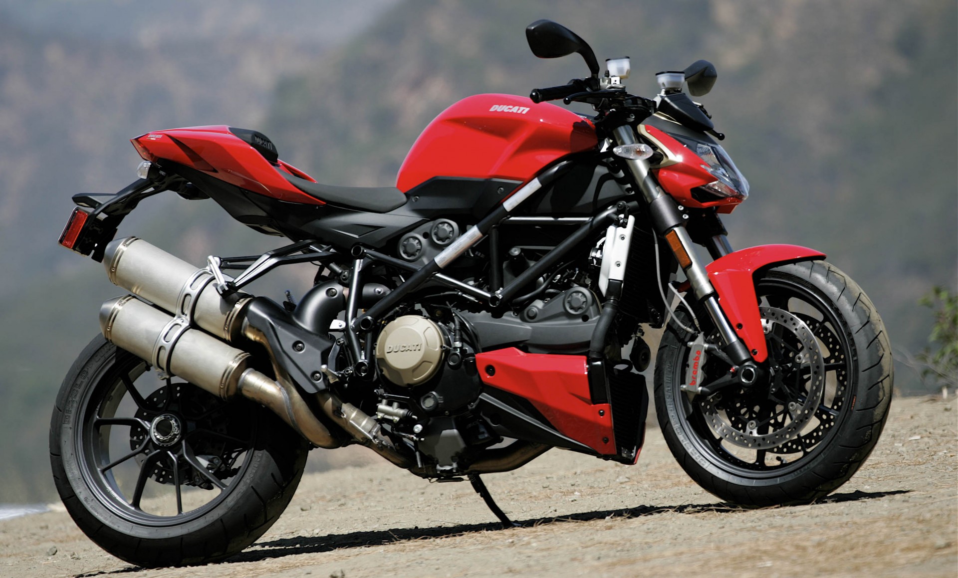 ducati streetfighter bike