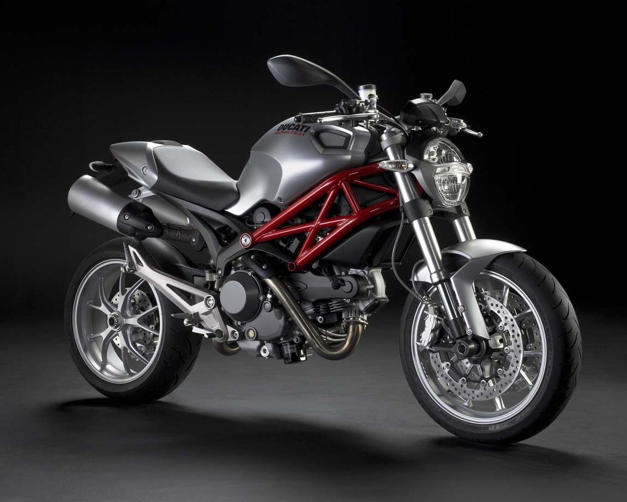 ilver ducati iron beast