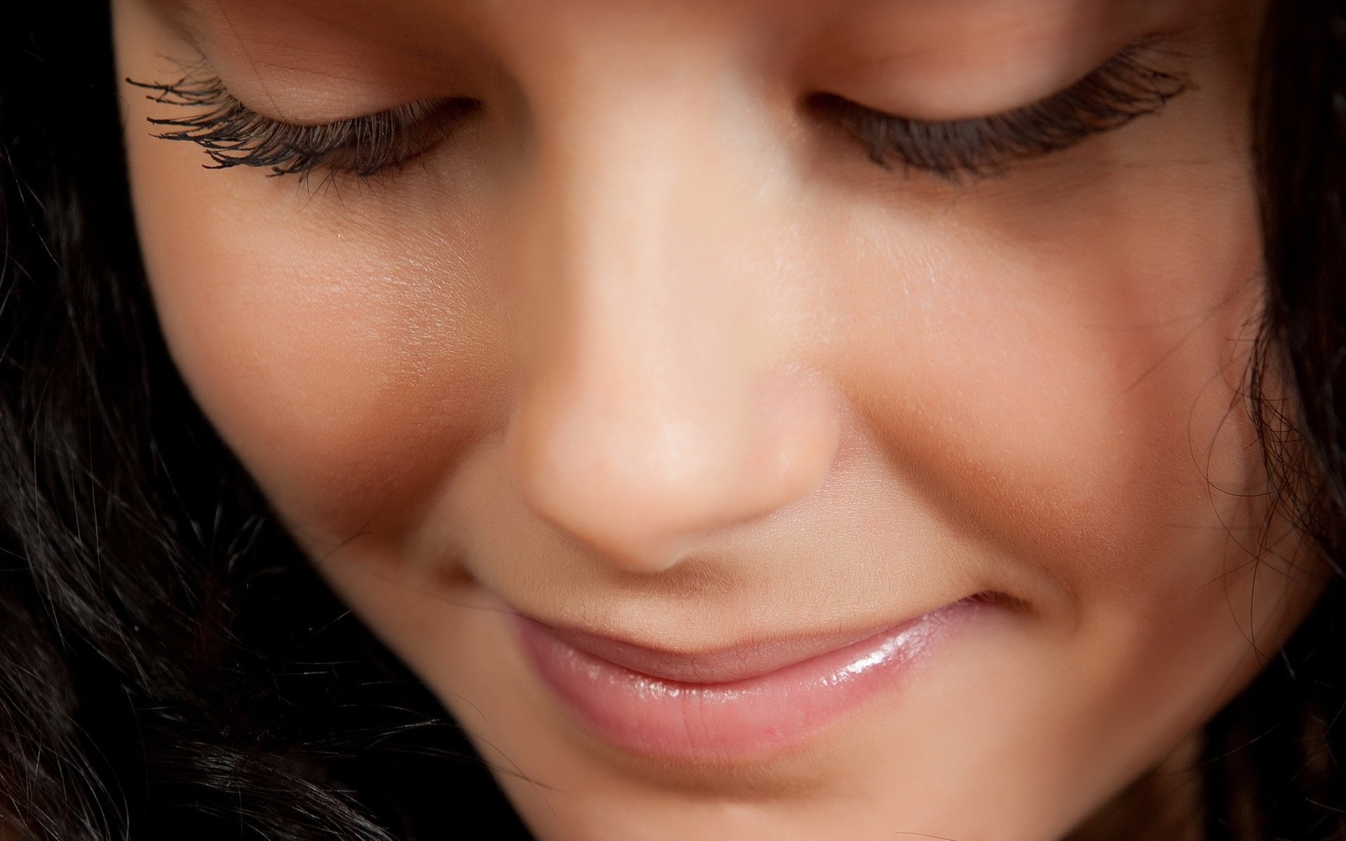 face close up beauty cute down eye