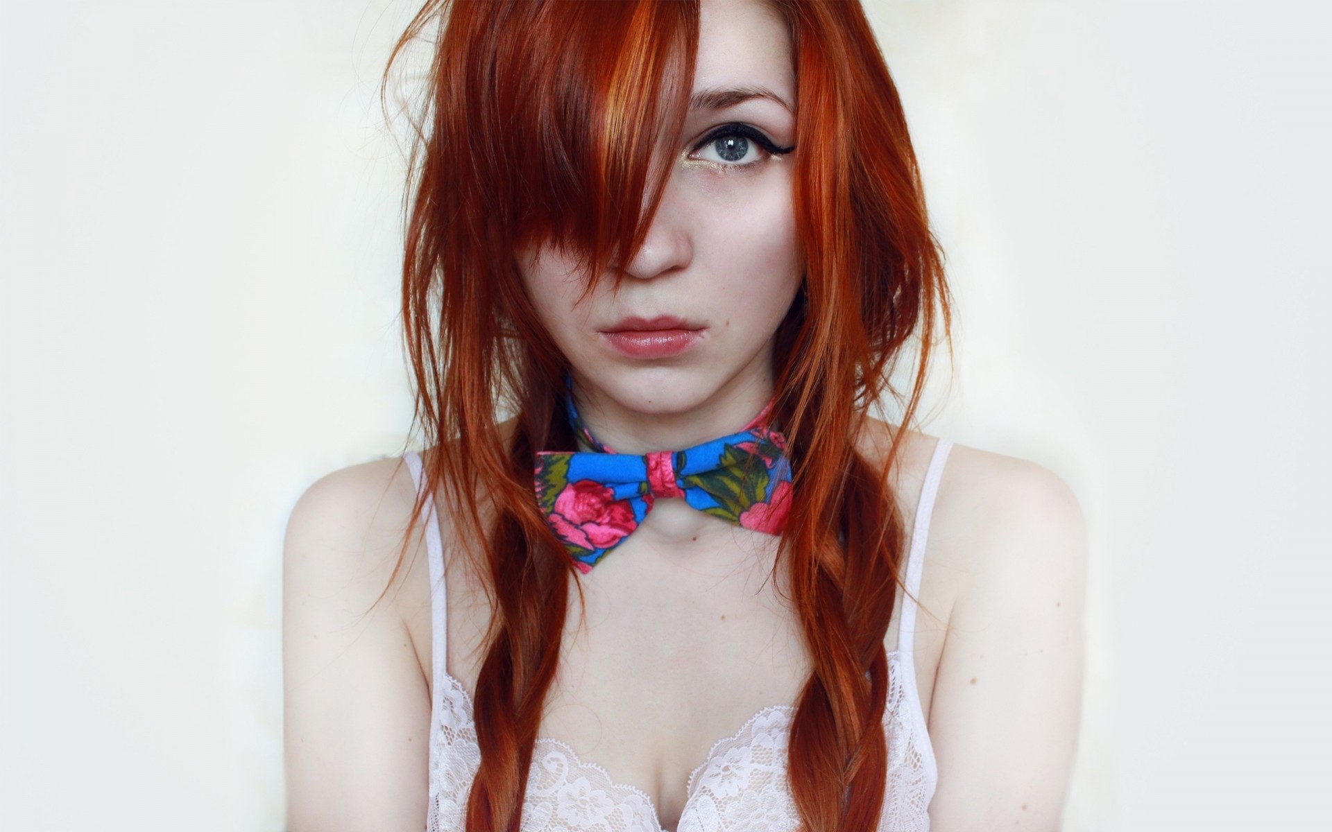 rousse fille vue